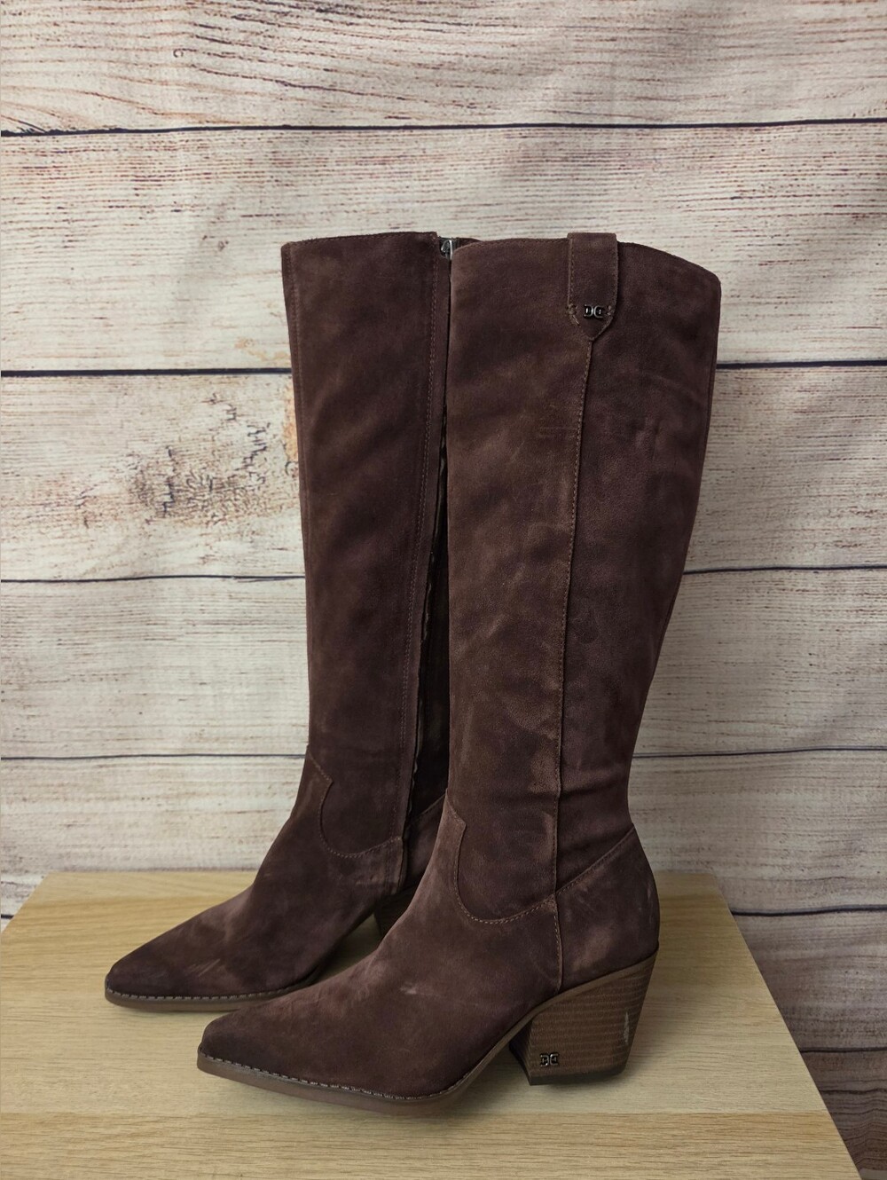 Wyatt Knee High Boot. - Picture 5 of 10